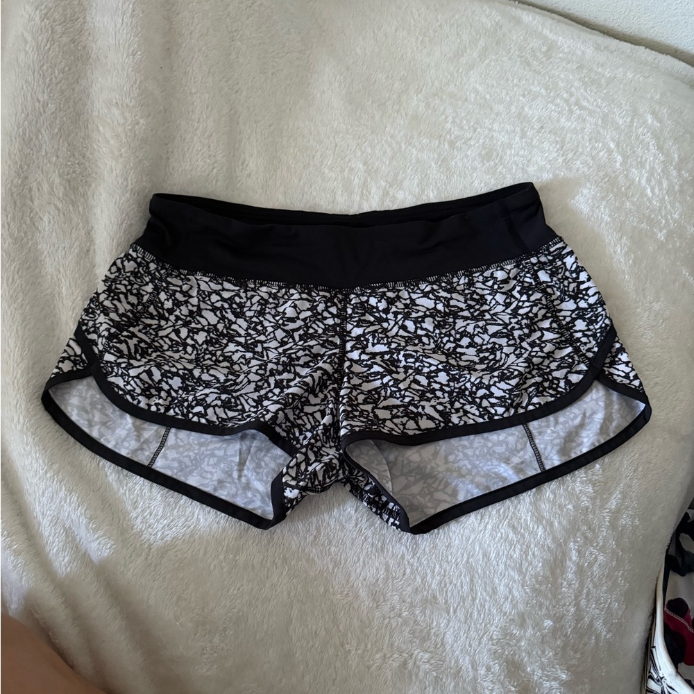 Lululemon Black and White Patterned Athletic Shorts missing liner